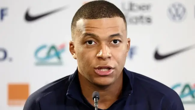 Les déclarations de Mbappé suscitent la polémique en France à l’approche des élections législatives