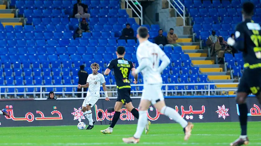 مباراة الشباب والتعاون في دوري روشن السعودي