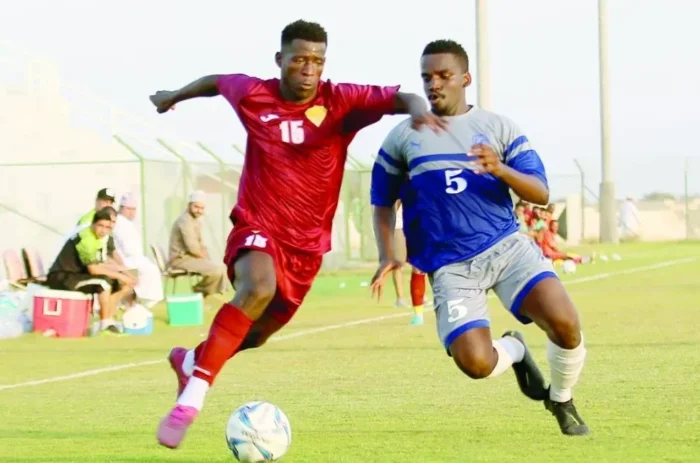 مباراة صحم والخابورة في الدوري العماني